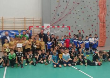 Staszów: Rywalizacja młodych piłkarzy
