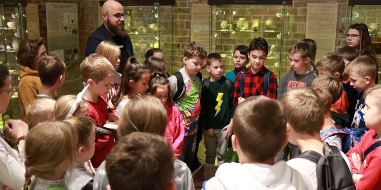 Sandomierz: Minecraft i archeologia w murach Zamku Królewskiego.