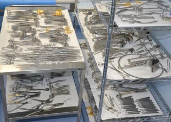 Stalowa Wola: Stalowowolski szpital z nowymi narzędziami na blok operacyjny i karetką