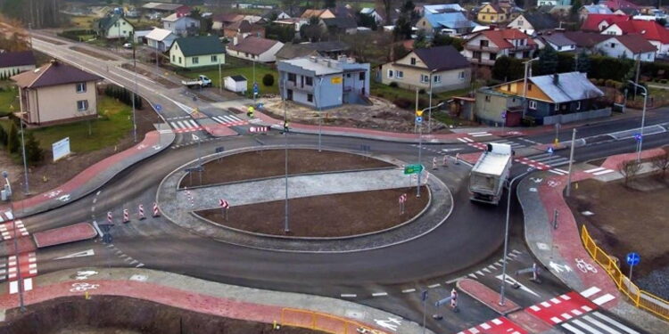 Kolbuszowa Górna: Pogodne Rondo.