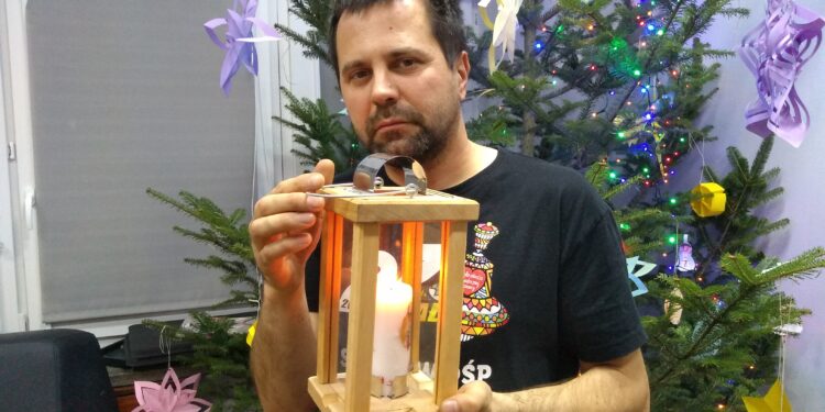 Mielec: Betlejemskie Światło Pokoju.