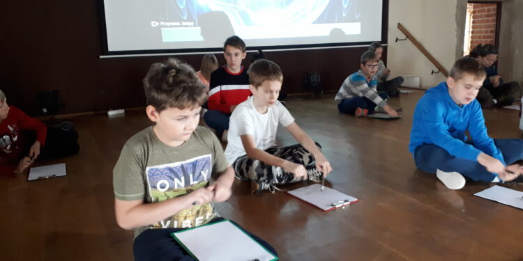 Sandomierz: „Biomechanika postrzegania świata przez dziecko” – wykład otwarty w Zamku Królewskim.