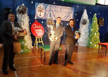 Tarnobrzeg. Dzieci z Zespołu Szkół Specjalnych spotkały się z Mieczysławem Szcześniakiem.