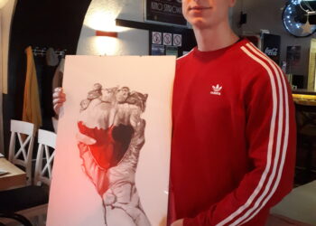 Sandomierz: Apokalipsa i tatuaż – artystyczne fascynacje Daniela Parchety.