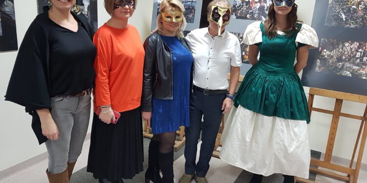 Tarnobrzeg. Karnawał w Wenecji na fotografiach Bogdana Myśliwca.