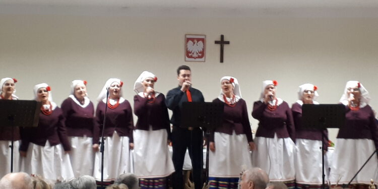 Gorzyczany, Samborzec: Zaśpiewali dla babć i dziadków.