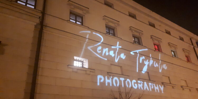 Sandomierz: Sandomierz, Manhatan, Kolbuszowa i Tarnobrzeg w artystycznym projekcie Renaty Trybuły.