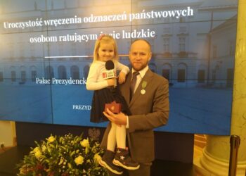 Polska. Nauczyciel WF-u z tarnobrzeskiego Górnika odznaczony Medalem za Ofiarność i Odwagę