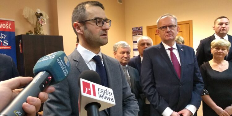 Mielec: Dostępność komunikacja dla podmiotów.