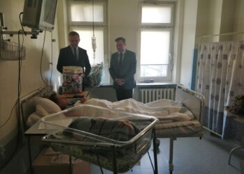 Sandomierz: Tadeusz pierwszym dzieckiem urodzonym w roku 2020 w sandomierskim szpitalu.