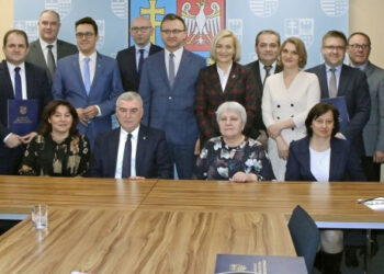 Świętokrzyskie: Ponad 13 mln zł na nowe projekty RPO dla szkolnictwa zawodowego.