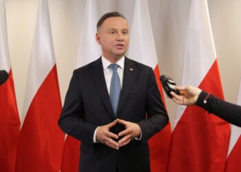 Stalowa Wola: Prezydent Duda i briefing o gospodarce