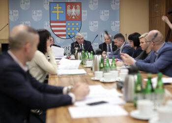 Region: Nowoczesne oświetlenie w kolejnych gminach