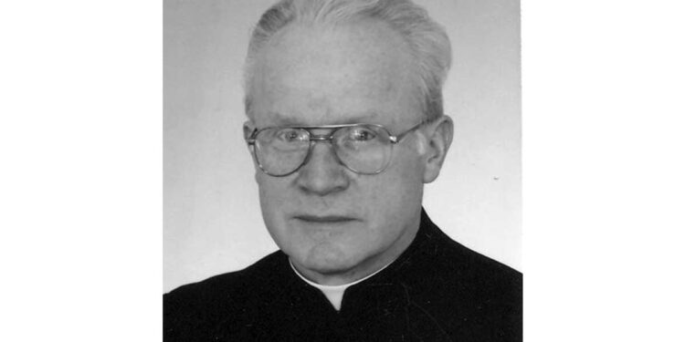 Skotniki: Nie żyje ksiądz prałat Marian Molga, emerytowany proboszcz parafii w Skotnikach w gminie Samborzec.