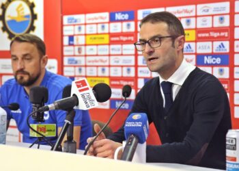 Mielec: Spór o europosła.