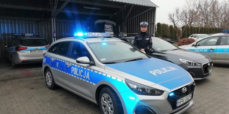 Kolbuszowa: Radiowóz dla drogówki.
