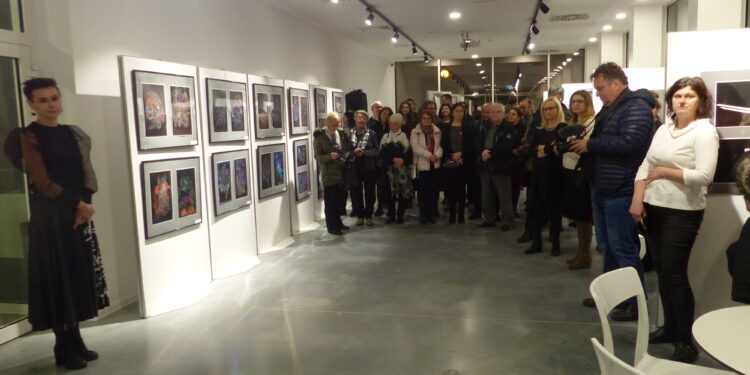 Mielec: Niezwykłe Oblicza Codzienności