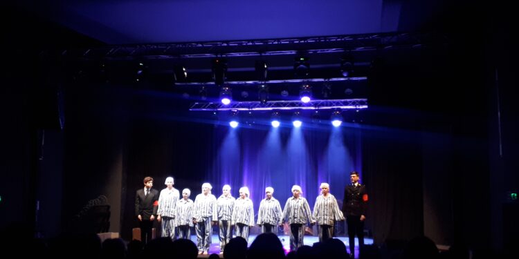 Sandomierz: „Imperium za mgłą” – dziś ostatni spektakl.