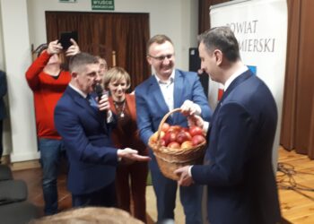 Łoniów: Spotkanie z prezesem PSL Władysławem Kosiniakiem-Kamyszem.