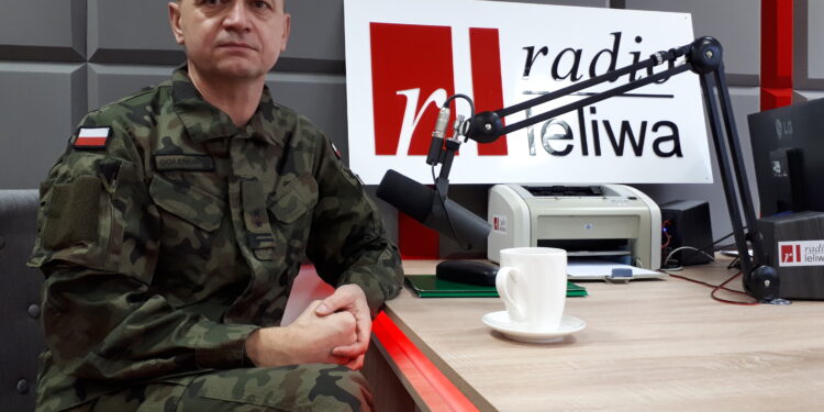 Sandomierz: Wojskowa Komenda Uzupełnień zachęca do wstąpienia w szeregi armii.