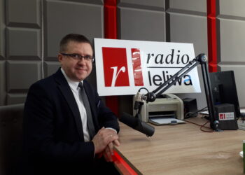 Sandomierz: Światowy Dzień Radia: goście w sandomierskiej redakcji.