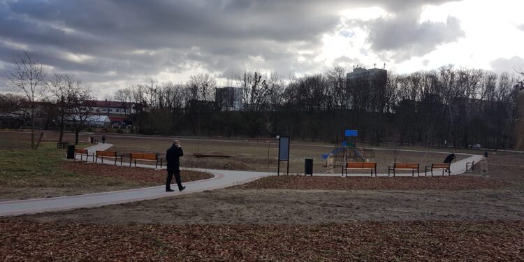 Tarnobrzeg. Tereny rekreacyjne nad Wisłą gotowe.