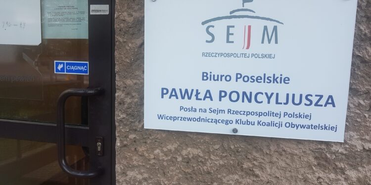 Tarnobrzeg. Poseł otworzył swoje biuro.