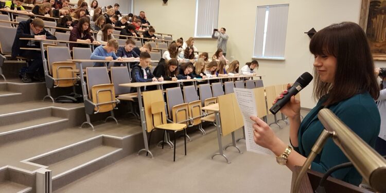 Tarnobrzeg. Hortensja, Jędrzej, Tworzyjan. Imiona z dyktanda miejskiego.