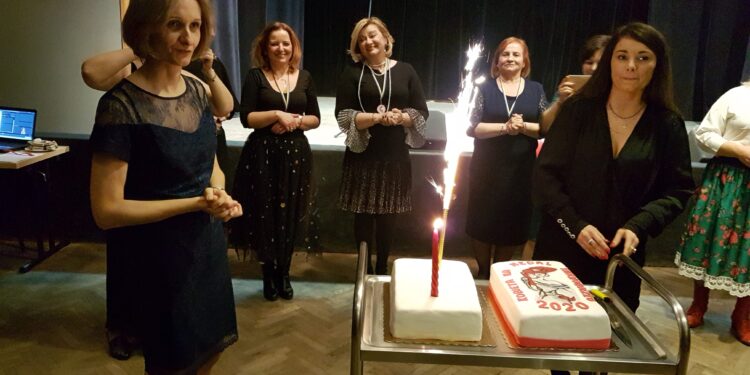 Tarnobrzeg. Przyznano wyróżnienia „Kobieta na medal”.