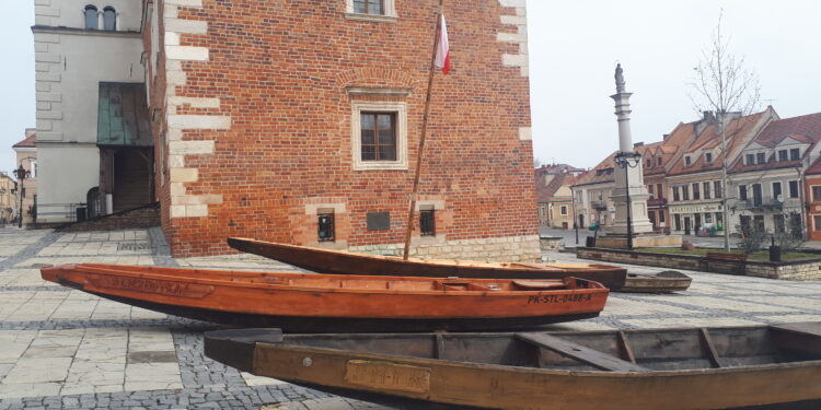 Sandomierz: Rozpoczyna się III Gala Orderu Rzeki Wisły.