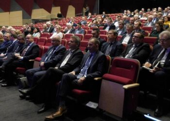 Dębica: Edukacja i praktyka