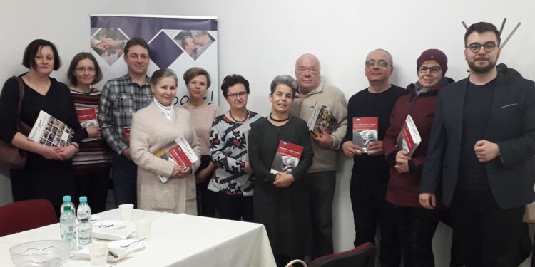Stalowa Wola: Grupa wsparcia dla opiekunów rodzinnych 'Szerokie Ramiona’.