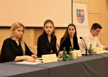 Region: Obradował Świętokrzyski Sejmik Młodzieżowy