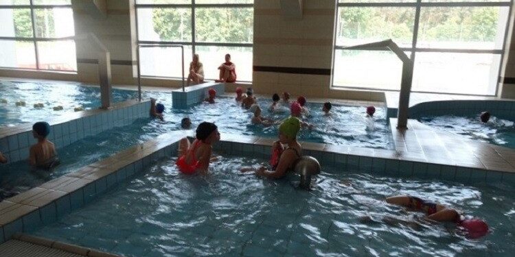 Pustków: Nauka pływania za darmo