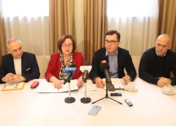 Stalowa Wola: Sesja nadzwyczajna kością niezgody