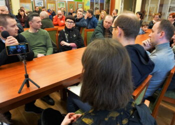 Świerczów: NIE dla wieży telefonii komórkowej