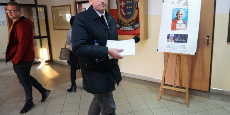 Kolbuszowa: Będą walczyć o pediatrię.