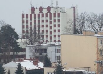 Tarnobrzeg. Szpital przyjmuje chore dzieci.