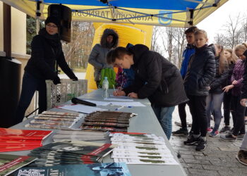 Tarnobrzeg. Wilczki pobiegły tropem pamięci.