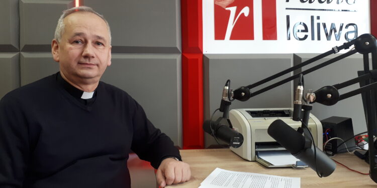 Sandomierz: „Niedziela” transmituje msze święte z kościoła św. Józefa on line.