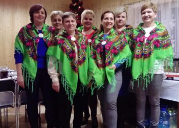 Tominy: Integracja międzypokoleniowa dzięki Kołu Gospodyń Wiejskich.