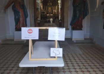 Tarnobrzeg. Do 28. osób na mszy u dominikanów.