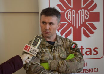Sandomierz: Wsparcie i współpraca Caritas i terytorialsów ze 102 batalionu WOT.