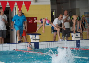 Nowa Dęba: Święto pływania.