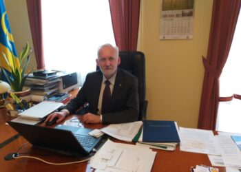 Tarnobrzeg. Prezydent apeluje do młodych, seniorów i prowadzących działalność.