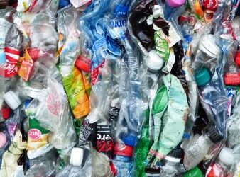 Sandomierz: Czy uda się ograniczyć plastik w przestrzeni publicznej?