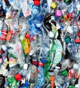 Sandomierz: Czy uda się ograniczyć plastik w przestrzeni publicznej?