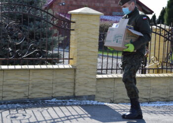 Sandomierz: 'Zawsze gotowi, zawsze blisko’ – sandomierscy terytorialsi służą mieszkańcom w czasie epidemii.