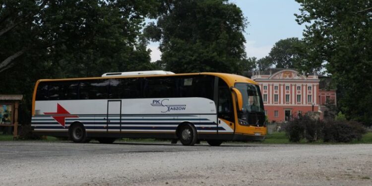 Staszów. PKS Staszów zawiesza kursy