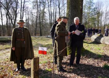 Mielec: Kolejne dęby mają swoje imiona
